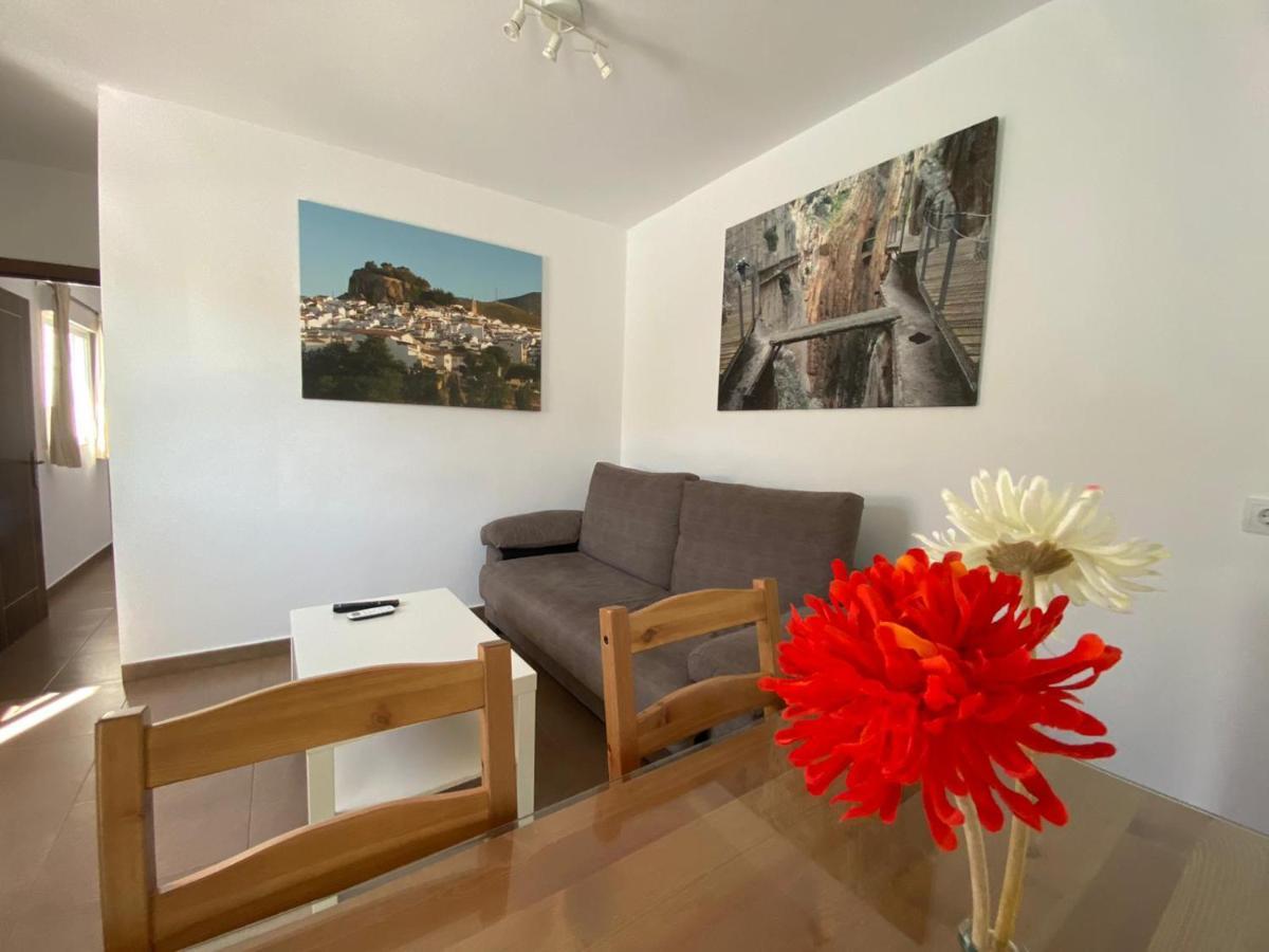 ארדאלס Hostal Restaurante El Cruce מראה חיצוני תמונה