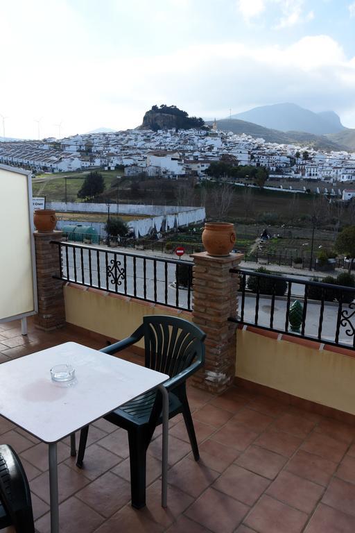 ארדאלס Hostal Restaurante El Cruce מראה חיצוני תמונה